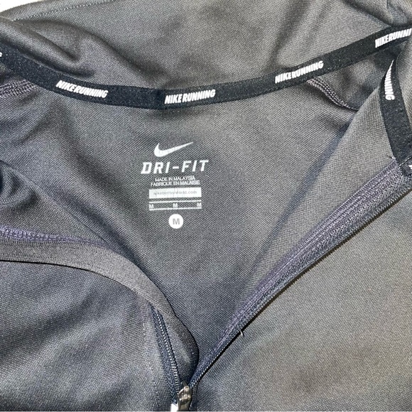Nike Dri-Fit Quarter Zip Pullover size Medium - Picture 6 of 6